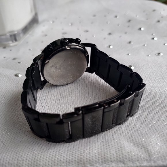 36mm DKNY Mother-Of-Pearl Chronograph Ladies Watch with Sparking Hour Markers! - Picture 7 of 9